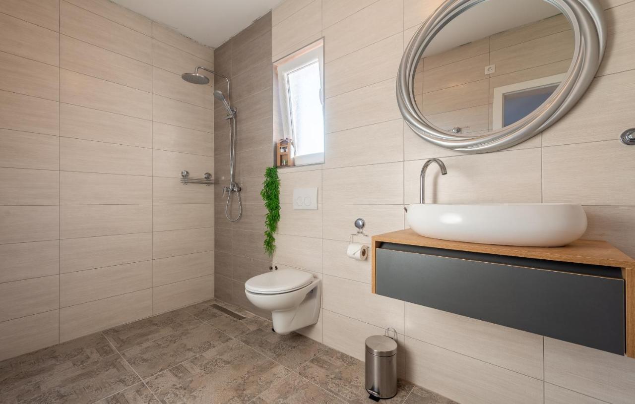 Private House Villa Velebita Ražanac エクステリア 写真